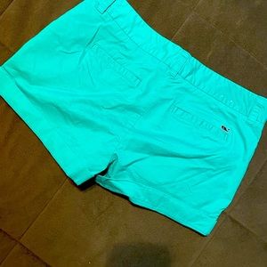 Vineyard Vines shorts